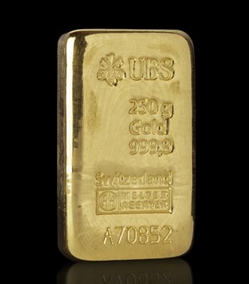 gold_250g_UBS_staende